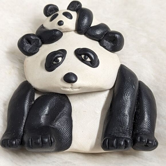 Vintage Artisan Made Panda Brooche - Picture 6 of 8